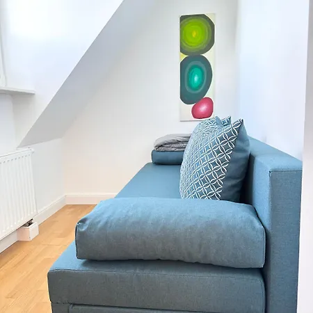 Lejlighed Beluna - Business&family Ap 13,100m Zum Konzerteingang Schloss, Parkplatz, Smarttv, Netflix, Waschmaschine, 24h Checkin, 45qm Ludwigsburg