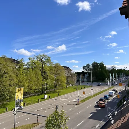 Lejlighed Beluna - Business&family Ap 13,100m Zum Konzerteingang Schloss, Parkplatz, Smarttv, Netflix, Waschmaschine, 24h Checkin, 45qm *